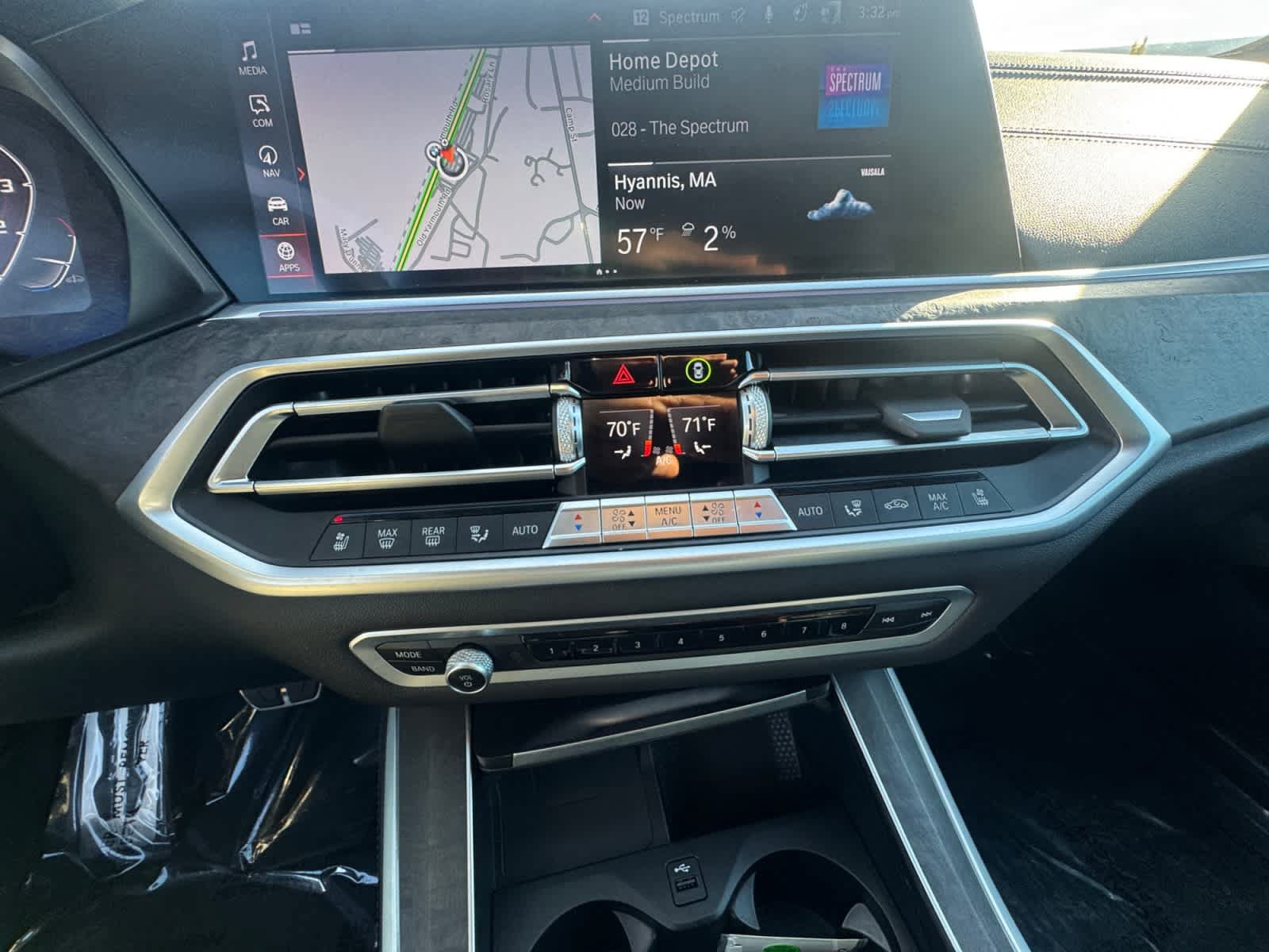 Used 2021 BMW X5 M50i AWD/4WD image 25