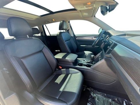 Used 2020 Volkswagen Atlas SE w/ Panoramic Sunroof Package FWD image 19