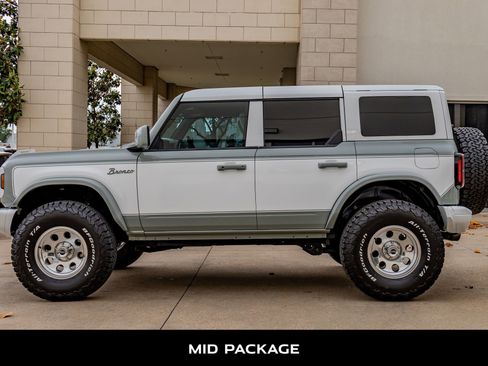 Used 2023 Ford Bronco Heritage Edition image 6