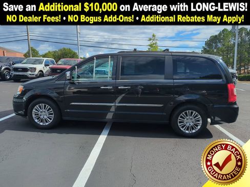 Used 2015 Chrysler Town & Country Touring-L w/ Driver Convenience Group image 5