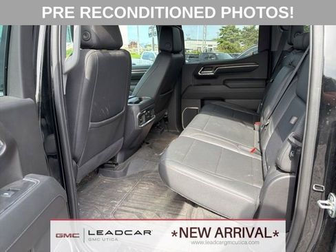Used 2023 GMC Sierra 1500 SLT w/ SLT Premium Package AWD/4WD image 18
