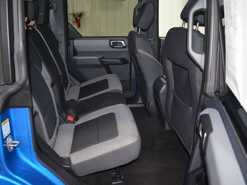 Used 2023 Ford Bronco Big Bend image 19