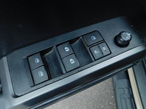 Used 2020 Toyota Tacoma 4x4 Double Cab image 26