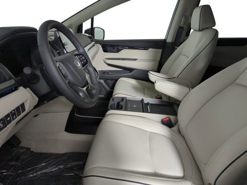 New 2026 Honda Odyssey Touring image 10