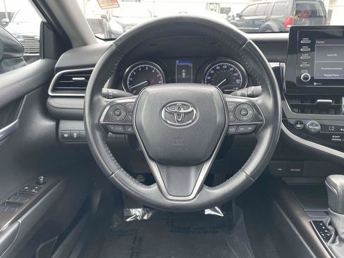 Used 2022 Toyota Camry SE w/ Convenience Package FWD image 26