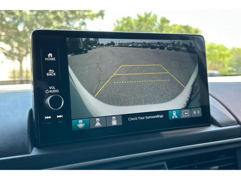 Used 2025 Honda Pilot Touring image 28