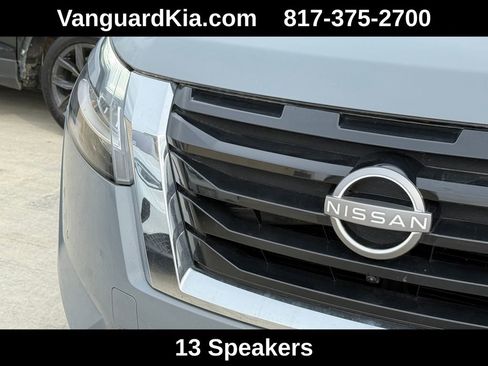 Used 2023 Nissan Pathfinder Platinum w/ Lighting Package (N92) AWD/4WD image 5