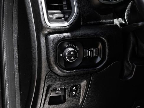Used 2021 RAM 1500 Laramie w/ Sport Appearance Package AWD/4WD image 26