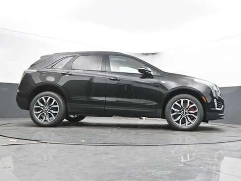 New 2026 Cadillac XT5 Sportv w/ LPO, Onyx Lite Package AWD/4WD image 40