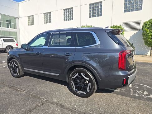 Used 2024 Kia Telluride S w/ S Sunroof Package AWD/4WD image 6