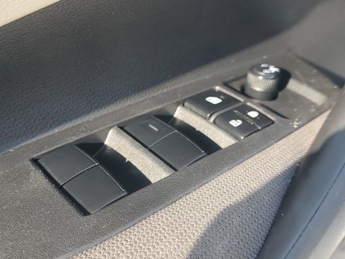 Certified 2023 Toyota Corolla LE image 20