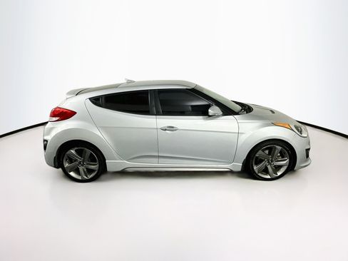 Used 2015 Hyundai Veloster Turbo FWD image 10