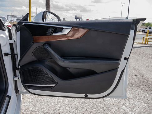 Used 2022 Audi A5 2.0T Premium Plus w/ Premium Plus image 14