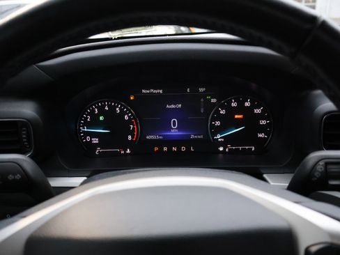 Used 2022 Ford Explorer XLT w/ Equipment Group 202A image 34