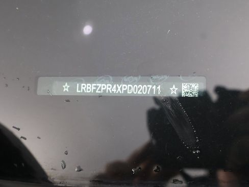 Used 2023 Buick Envision Essence image 50