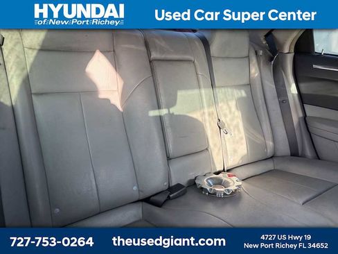 Used 2007 Chrysler 300 Touring L image 10