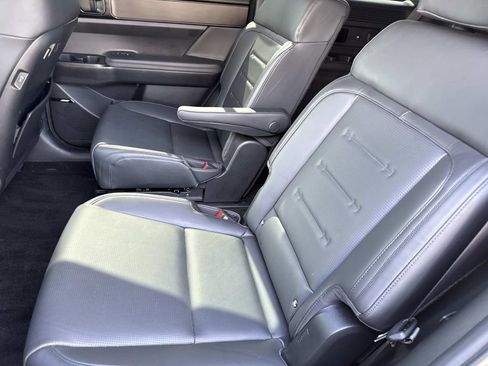 Used 2025 Hyundai Santa Fe Calligraphy image 16