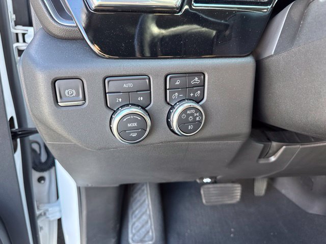 Used 2024 GMC Sierra 1500 SLT AWD/4WD image 21