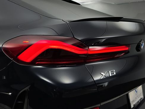 New 2026 BMW X6 xDrive40i w/ Climate Comfort Package image 33