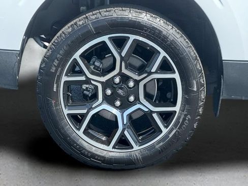 Used 2026 Ford Maverick Lariat AWD/4WD image 9