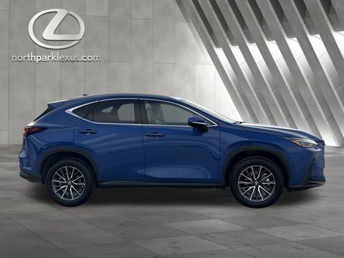 Certified 2025 Lexus NX 250 FWD w/ Premium Package image 4