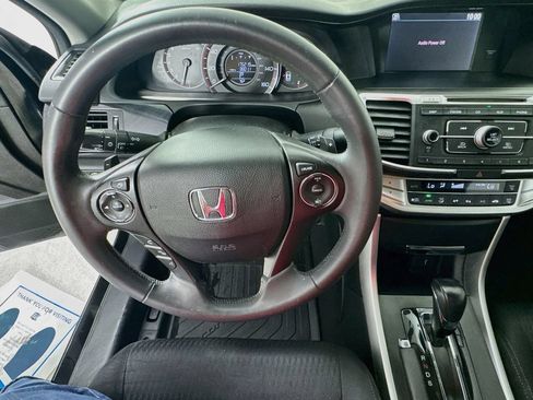 Used 2013 Honda Accord Sport image 12