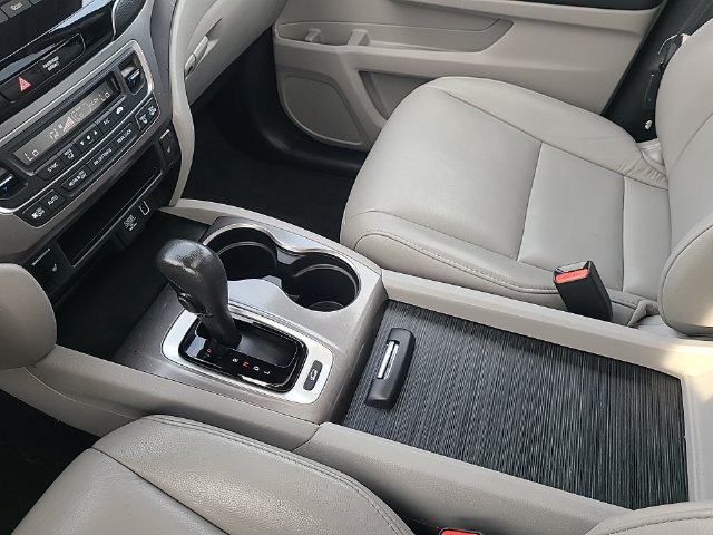 Used 2020 Honda Pilot EX-L image 23