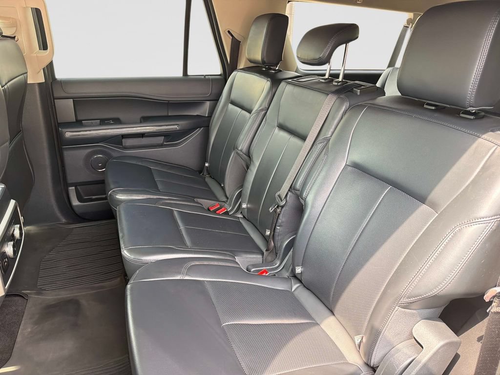 Used 2023 Ford Expedition Max XLT AWD/4WD image 14