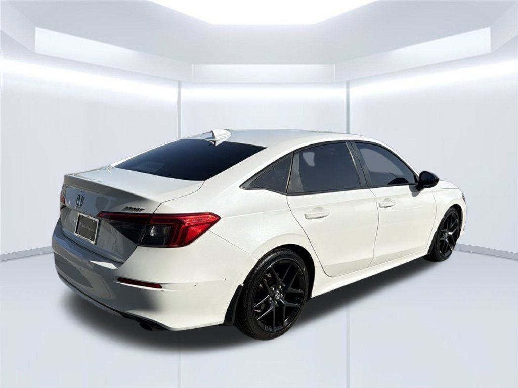 Used 2023 Honda Civic Sport image 6