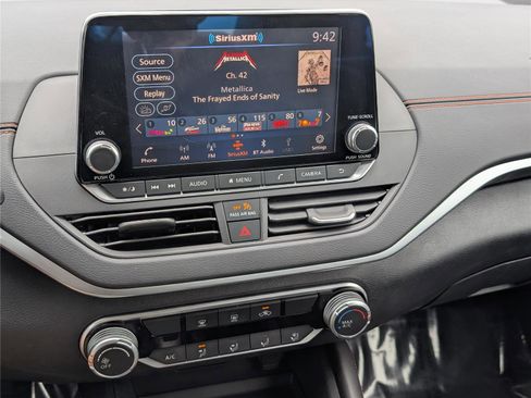 Used 2022 Nissan Altima 2.5 SR image 24