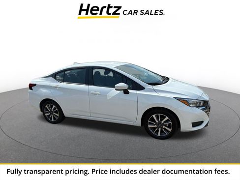 Used 2025 Nissan Versa SV FWD image 1