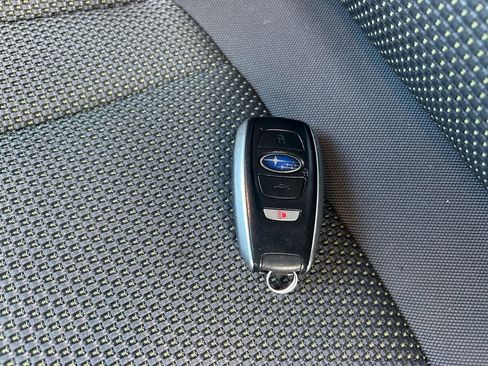 Used 2024 Subaru Crosstrek 2.0i Premium w/ Popular Package #4 image 33