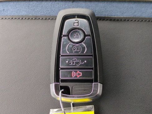 New 2026 Ford F250 Platinum image 29