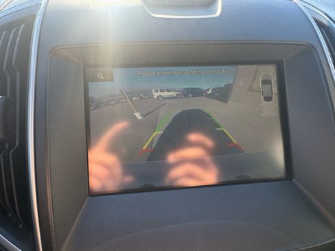 Used 2015 Ford Edge SEL w/ Equipment Group 201A image 23