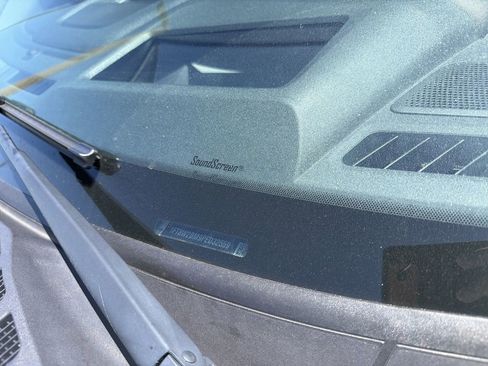 Used 2023 Ford F250 Lariat w/ Lariat Ultimate Package image 2