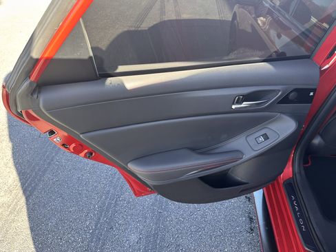 Used 2020 Toyota Avalon TRD image 11