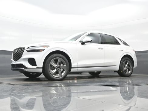 New 2026 Genesis GV70 2.5T image 13