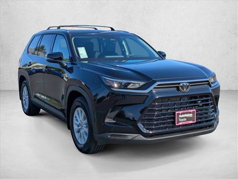 New 2026 Toyota Grand Highlander XLE image 8