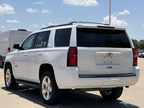 Used 2015 Chevrolet Tahoe LT w/ Luxury Package RWD image 5