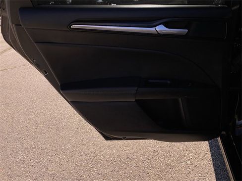 Used 2019 Ford Fusion Energi Titanium image 24