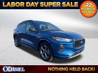 Used 2023 Ford Escape ST-Line w/ Tech Pack #1 AWD/4WD 360° Tour