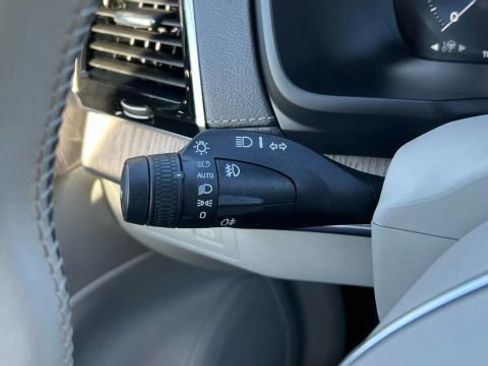 Used 2021 Volvo XC90 T6 Inscription w/ Protection Package Premier image 37