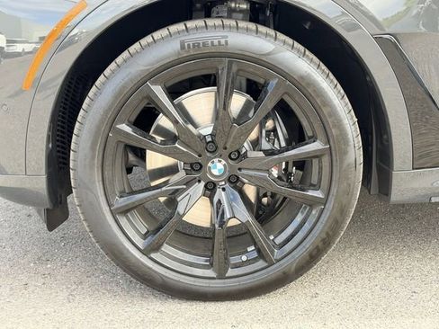 New 2026 BMW X7 M60i AWD/4WD image 11