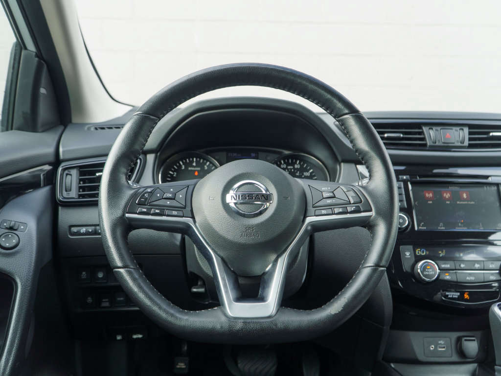 Used 2020 Nissan Rogue Sport SV w/ All-Weather Package AWD/4WD image 23