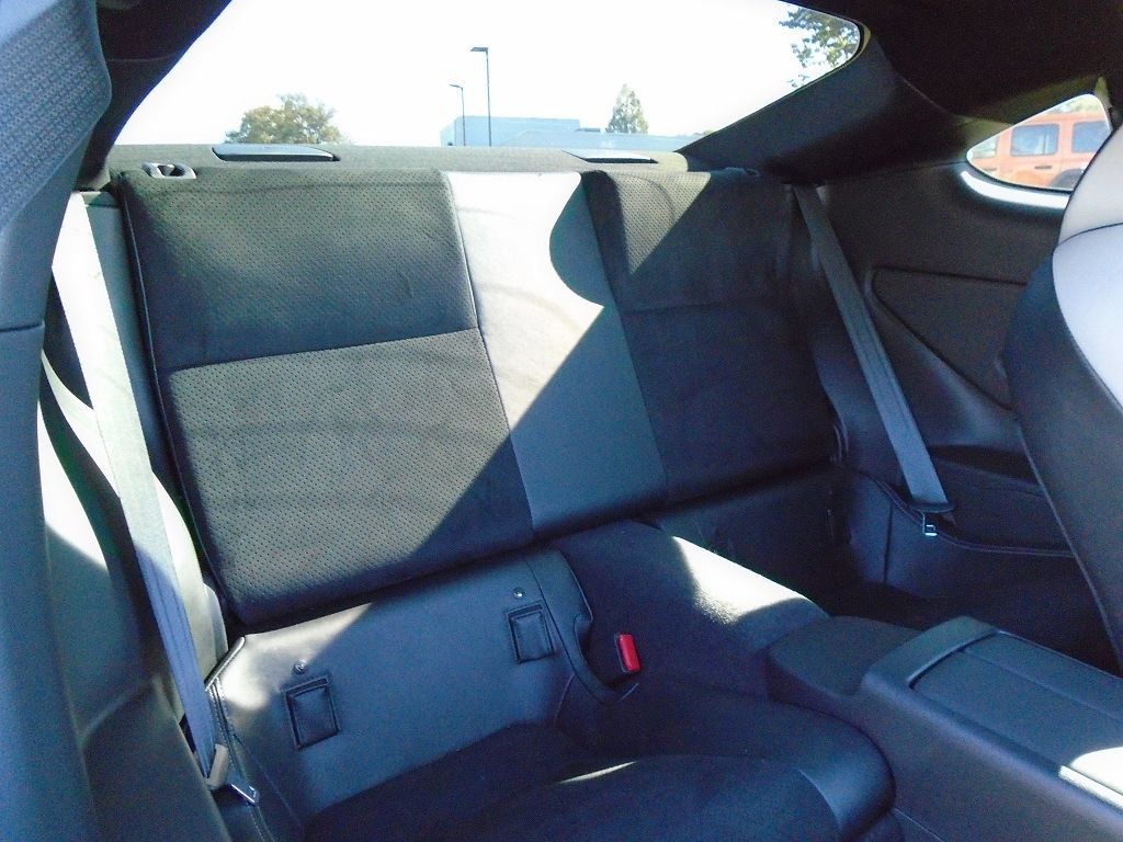 Used 2025 Subaru BRZ Limited RWD image 9
