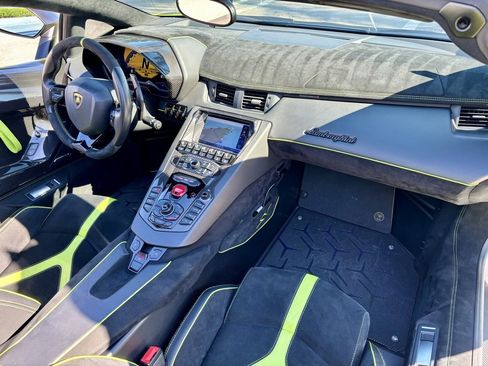 Used 2016 Lamborghini Aventador LP 750-4 Superveloce image 24