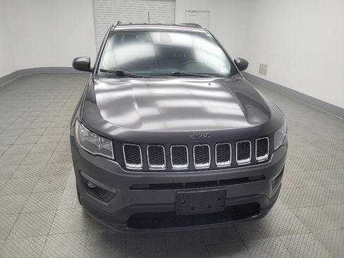 Used 2018 Jeep Compass Latitude w/ Popular Equipment Group AWD/4WD image 14