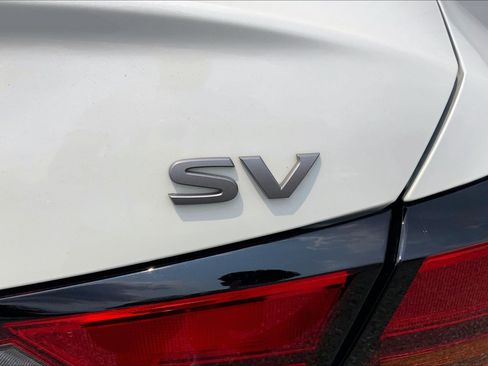 Used 2023 Nissan Altima 2.5 SV AWD/4WD image 10