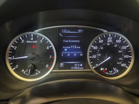 Used 2016 Nissan Sentra SR w/ SR Premium Package FWD image 23