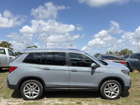 Used 2024 Honda Passport EX-L image 10